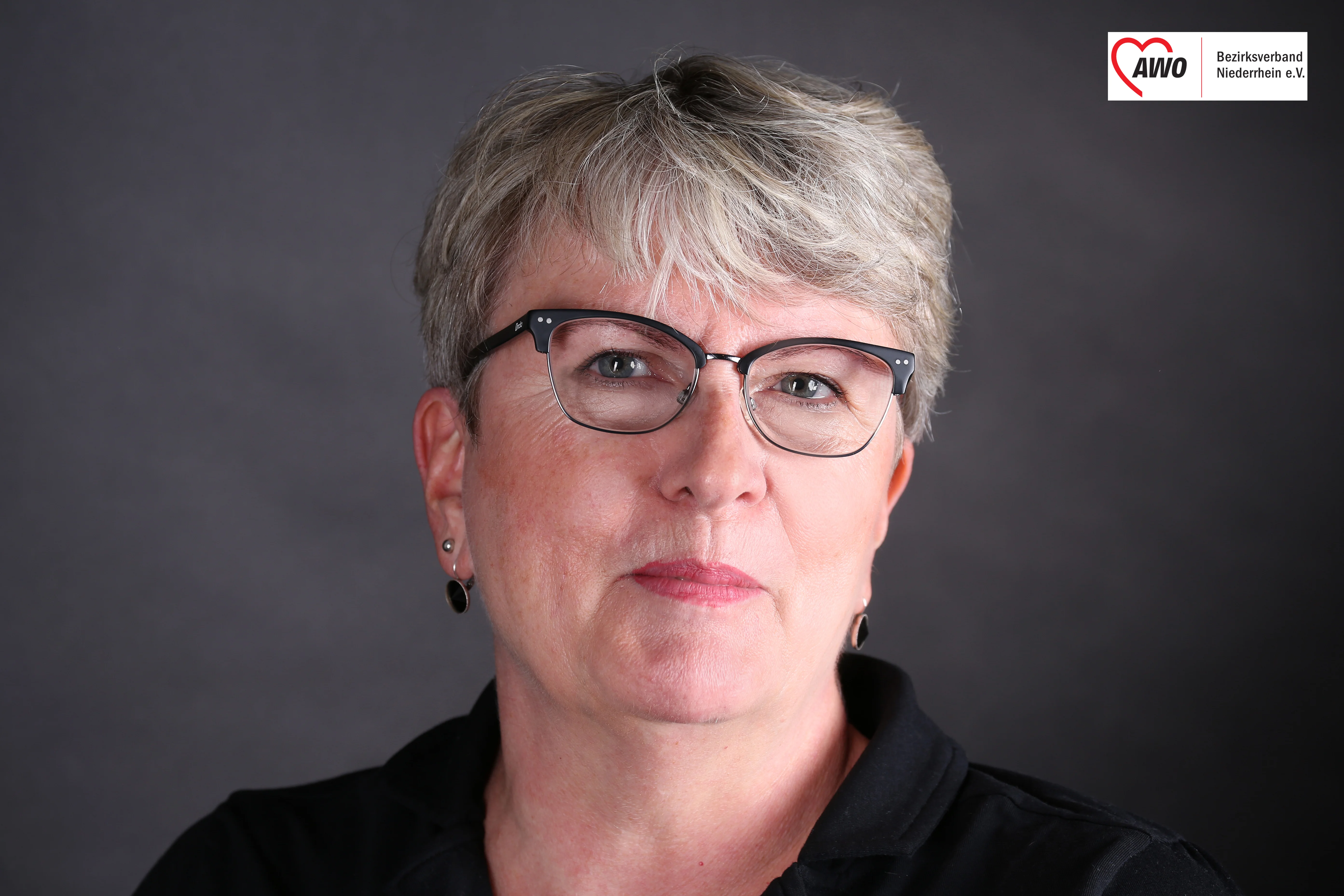 Das Foto zeigt ein Portrait von Britta Altenkamp