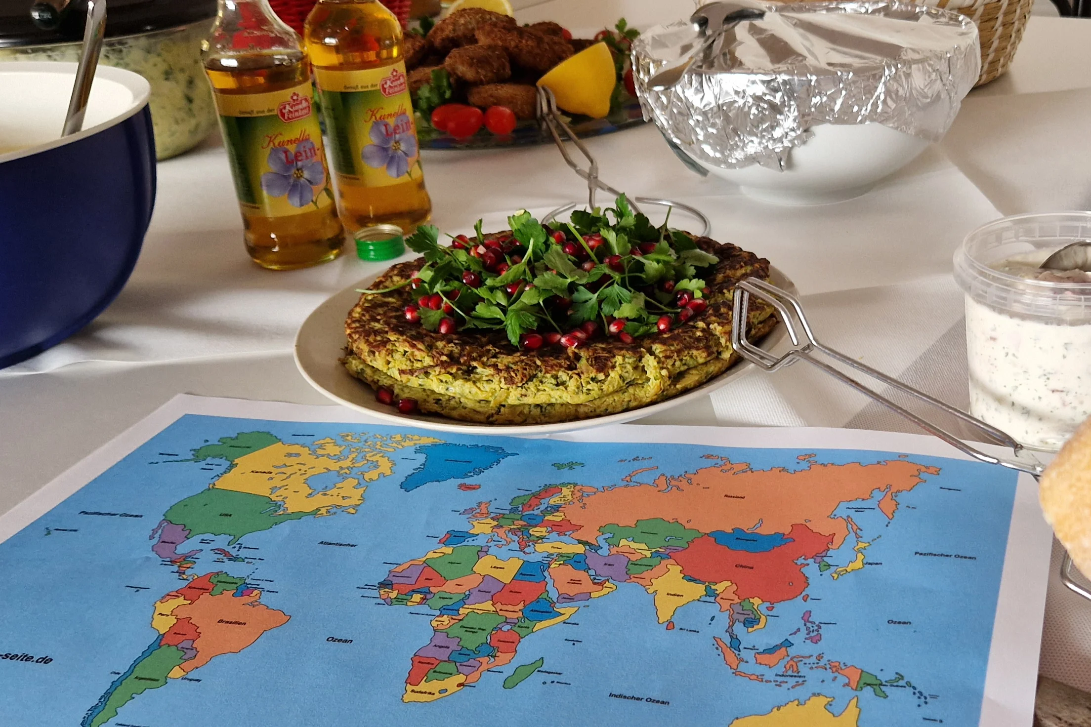 Das Foto zeigt einen Ausschnitt vom internationalen Buffet